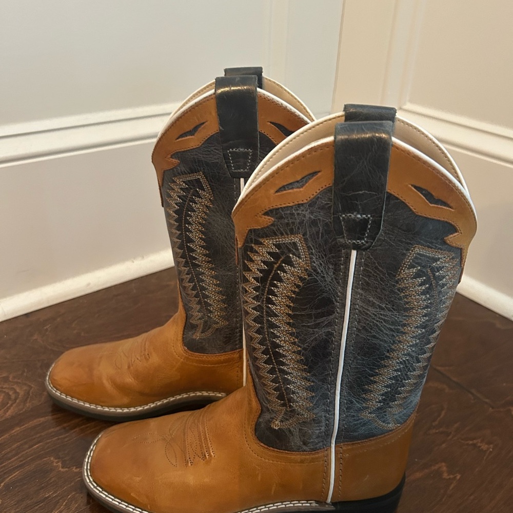 Cody James Boys Two-Tone Western Cowboy Boots